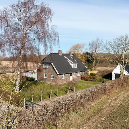 Prázdninový dům Gorgeous In With Wifi Tranekær